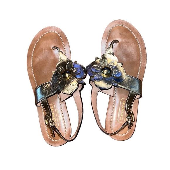Coach Gold Leather Thong Sandals Size 6 B - Picture 1 of 7